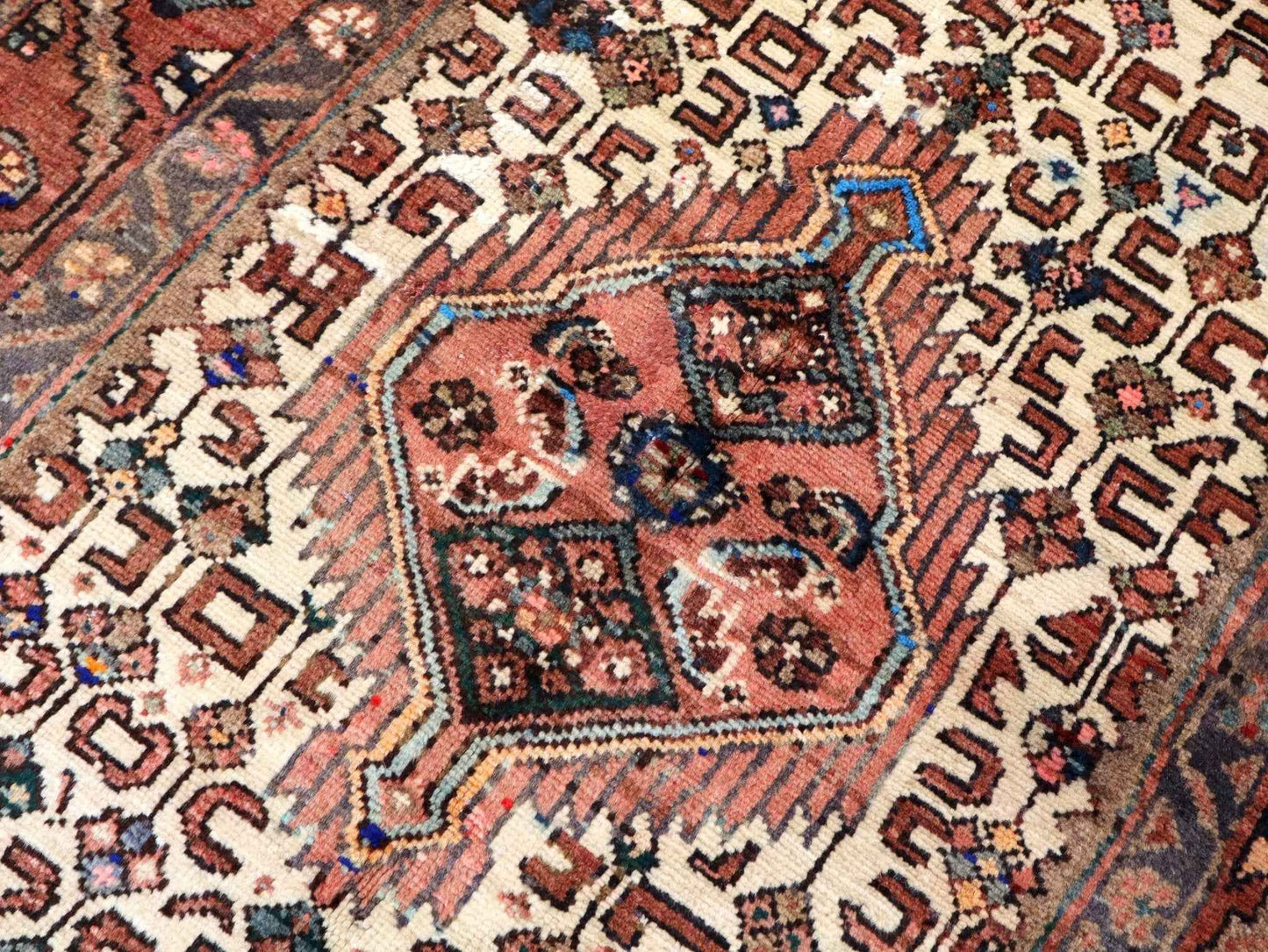 Persian Asadabad Rug | 3' 3” x 5' 5"