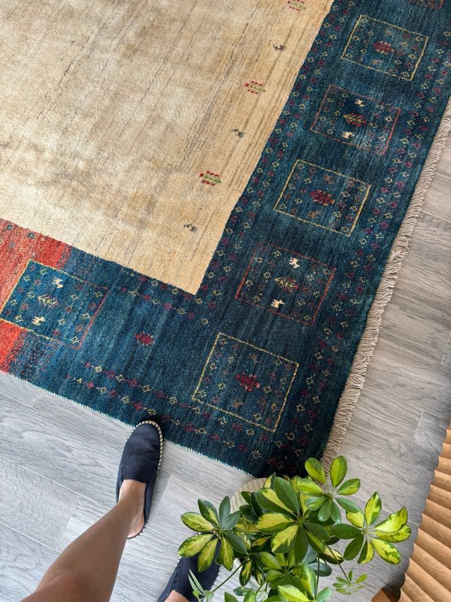 Persian Gabbeh Rug | 6' 7" x 10' 2"