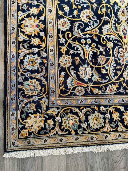Persian Kashan Rug | 4' 10" x 7' 5"