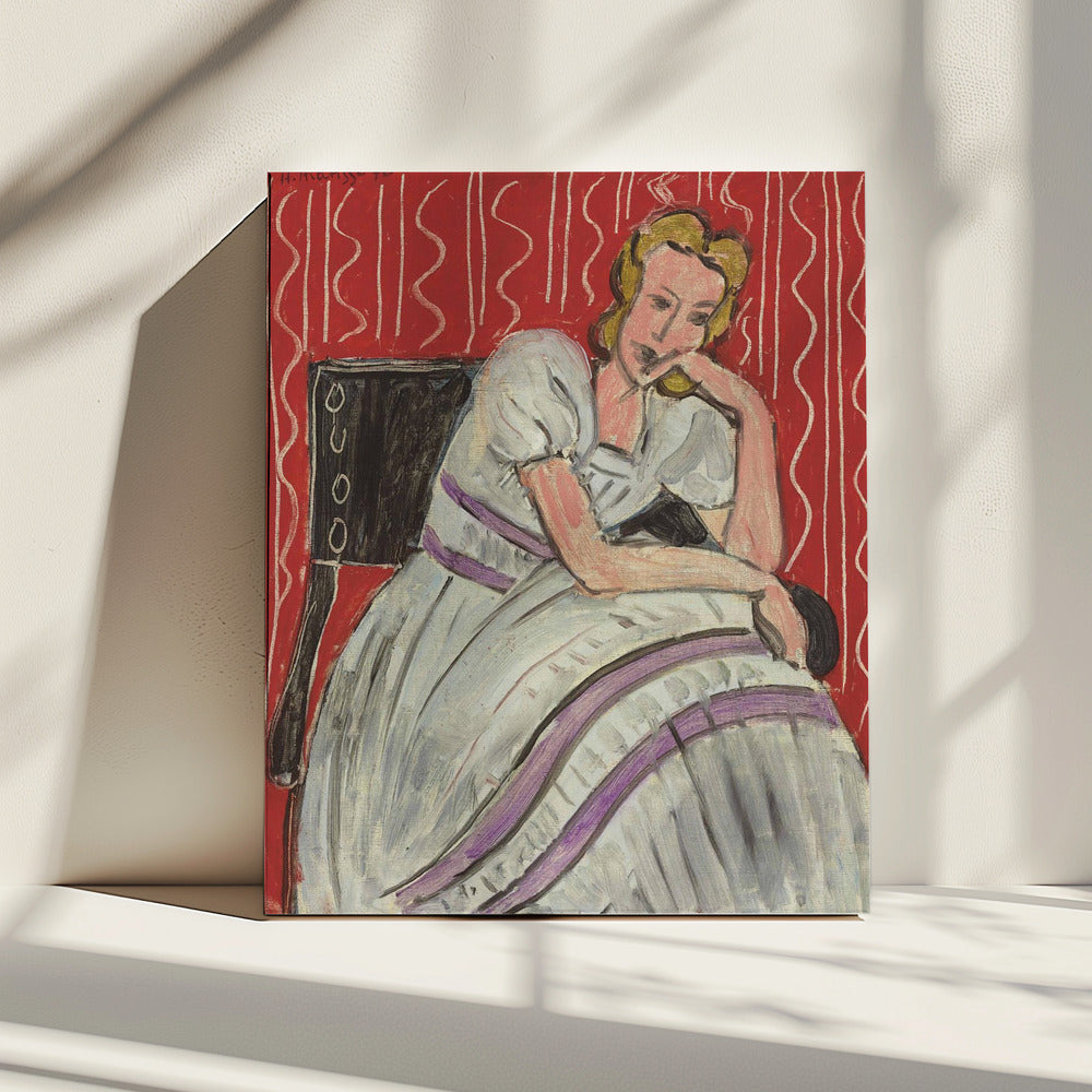 Wandbild Junge Frau In Grauem Kleid Sitzend