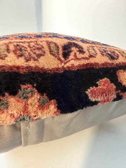 Pillow No. 016 | 16" x 16"